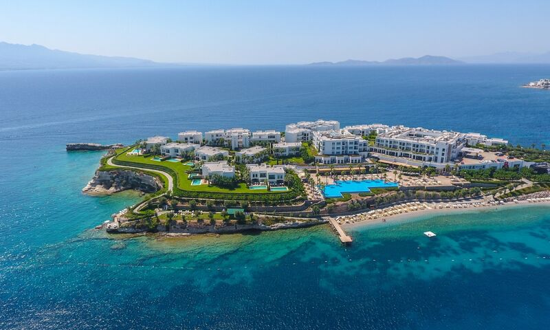 XANADU RESORT HOTEL
