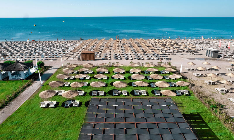 The X Belek