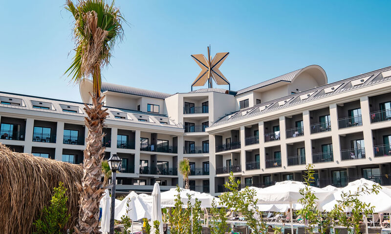 The X Belek