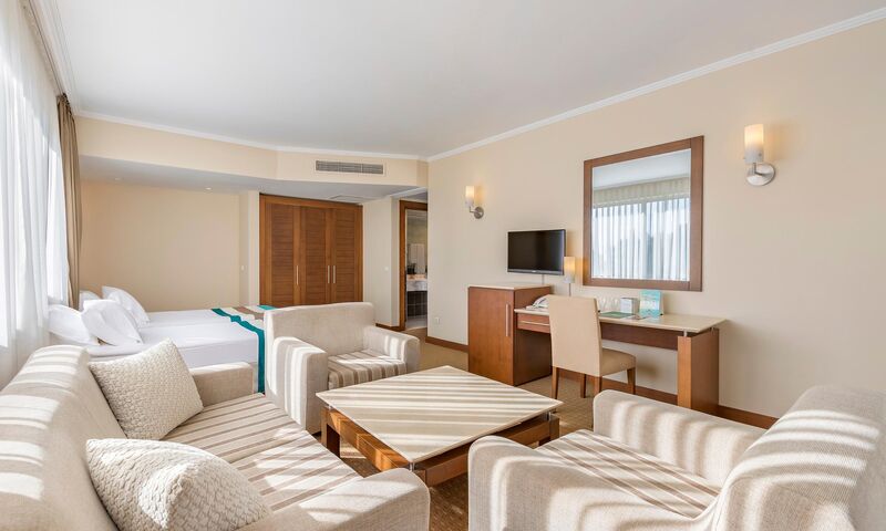 GREEN MAX HOTEL