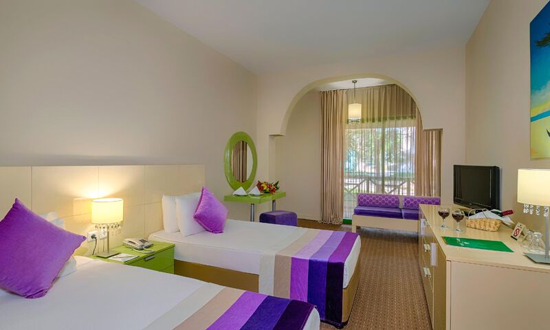 GREEN MAX HOTEL