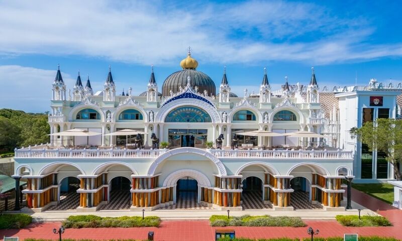Venezia Palace Deluxe Resort Hotel