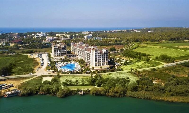 Lrs Lake River Side Hotel & Spa