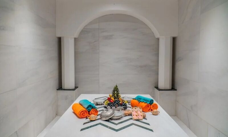 Royal Taj Mahal