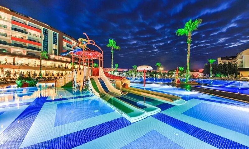 Lonicera Resort & Spa Hotel 