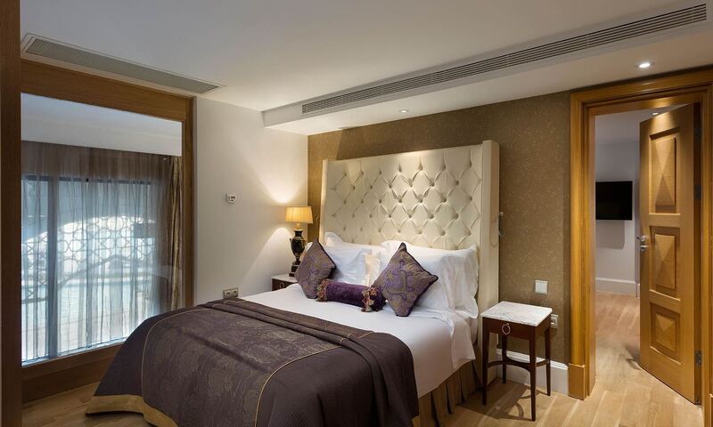 Titanic Mardan Palace